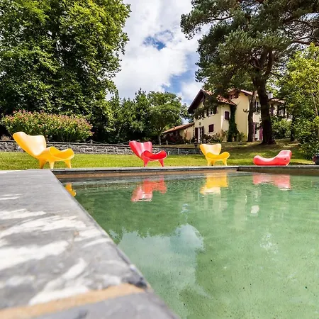 Les Ecuries Keyweek With Swimming Pool In Wooded Park Villa *